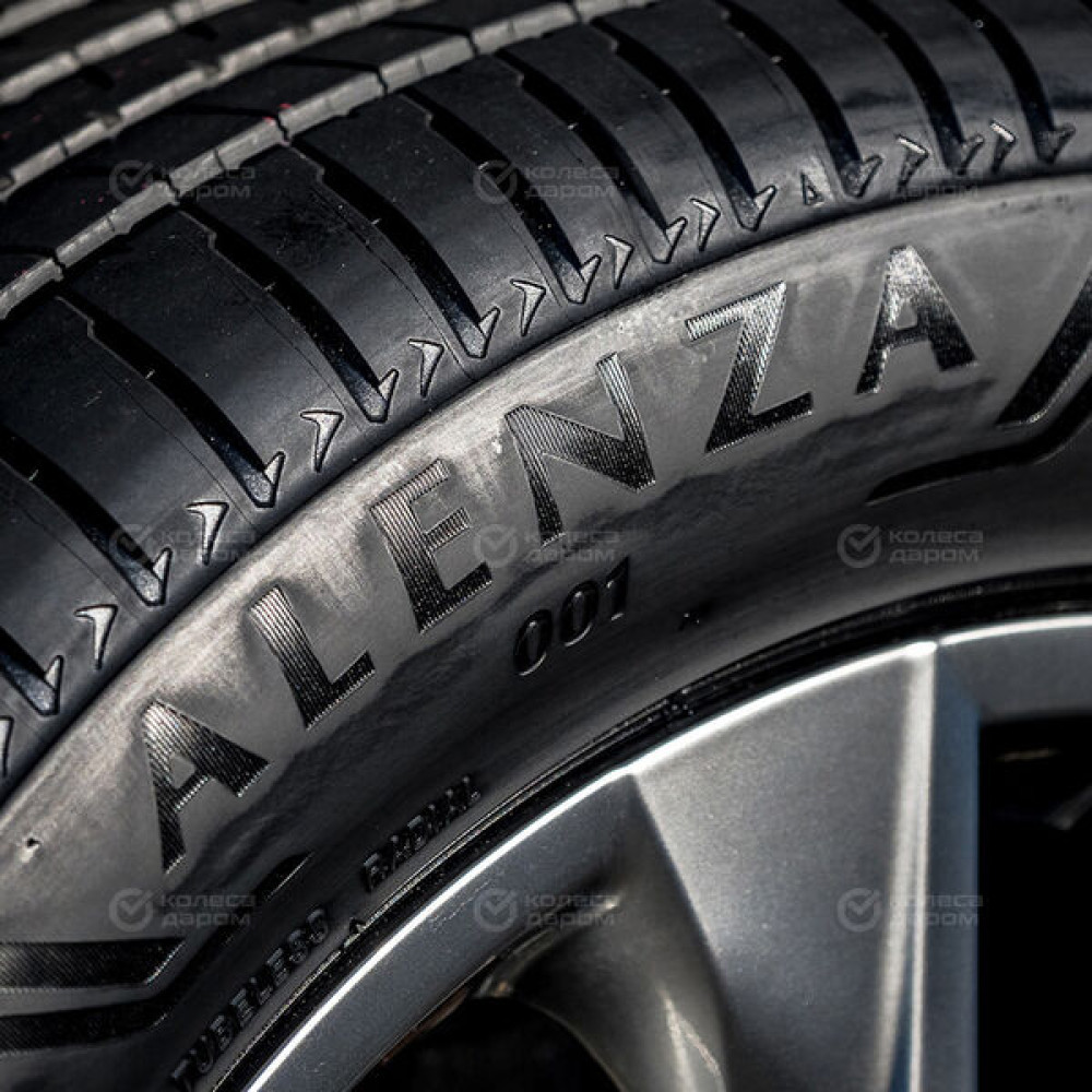 Bridgestone Alenza 001 245/45 R20 99V