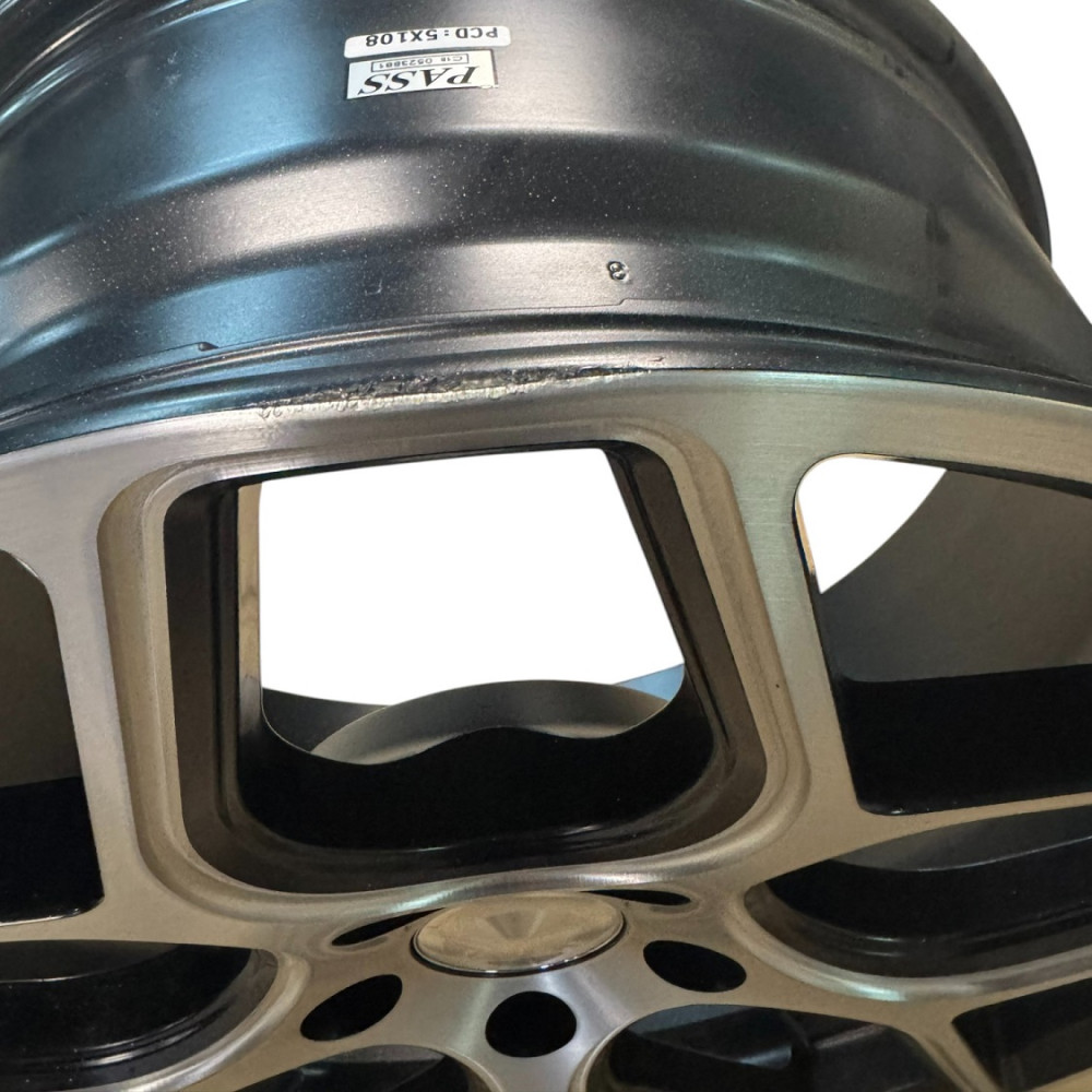 Легковой диск Race Ready CSS9531 8x18 5x108 ET50 63,3 BE-P-LS-W/M5