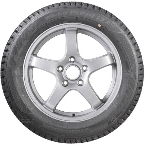 Hankook Winter i cept iZ2 W616 215/65 R17 99T