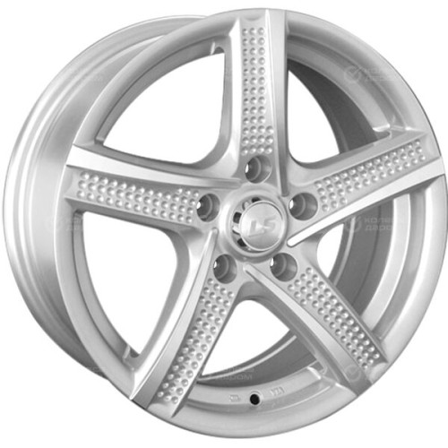 Колесный диск LS LS 758 7.5xR17 5x114.3 ET45 DIA73.1 серебристый полированный