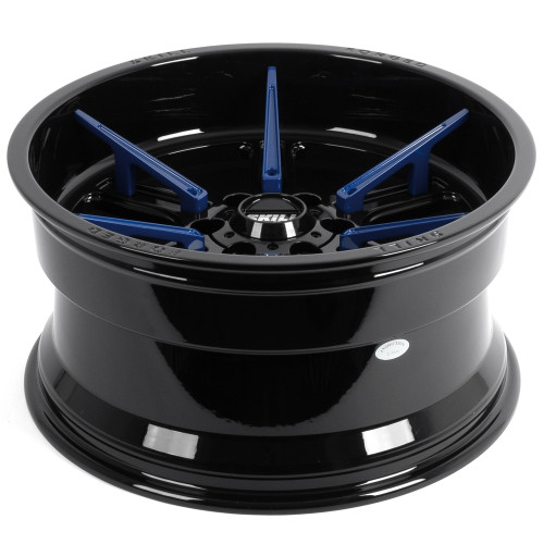 Легковой диск Skill Wheels SD102 10x20 6x139,7 ET-18 77,8 чёрный глянцевый + синие спицы