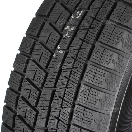 Yokohama iceGUARD IG60 215/45 R17 87Q