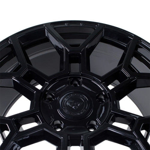 Легковой диск Sakura Wheels YA9554 10x22 5x150 ET45 110,1 B
