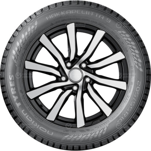 Nokian Tyres Hakkapeliitta 9 215/60 R16 99T