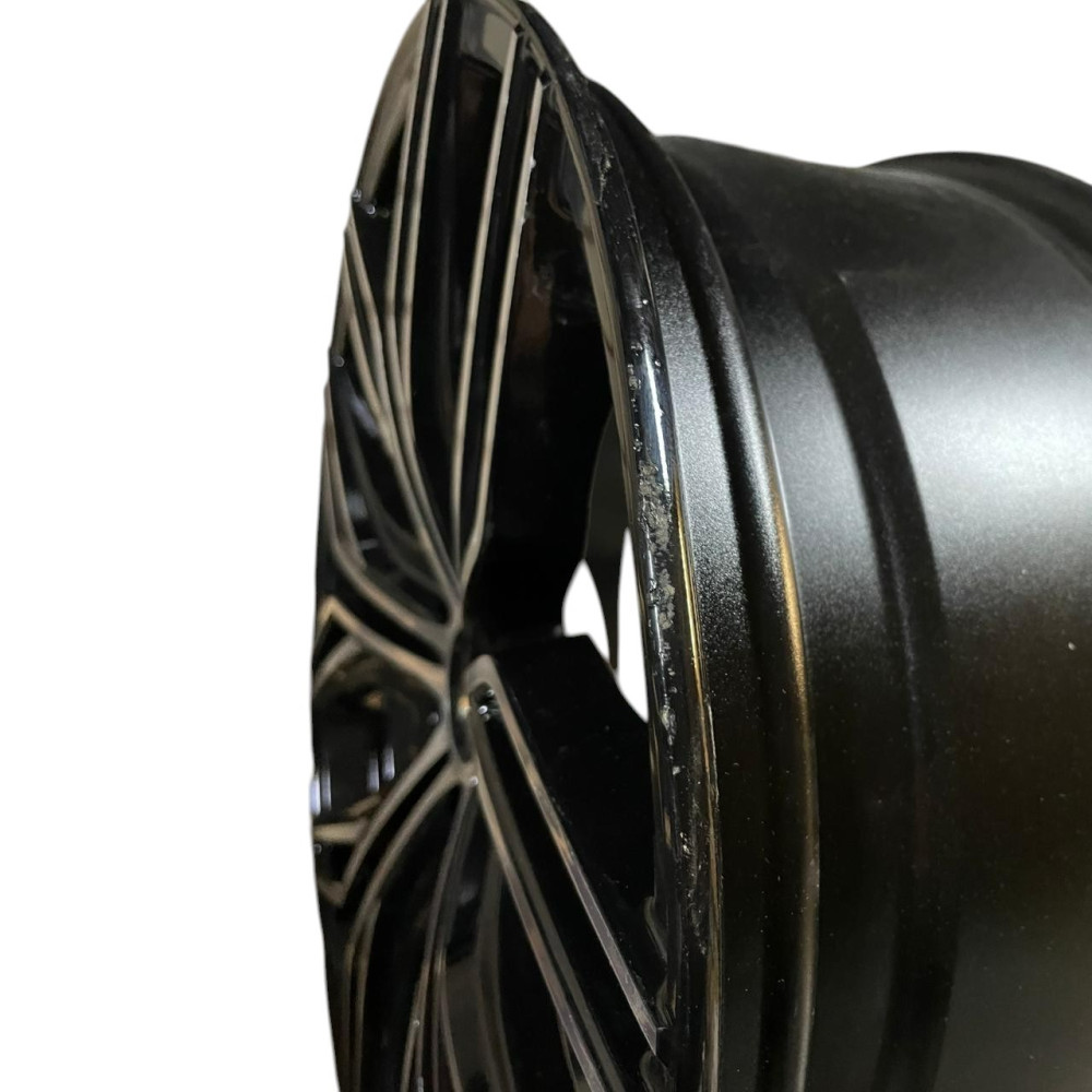 Легковой диск Tech Line 205 8,5x20 5x114,3 ET42 67,1 Platinum