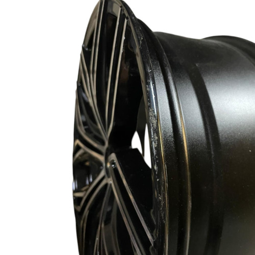 Легковой диск Tech Line 205 8,5x20 5x114,3 ET42 67,1 Platinum