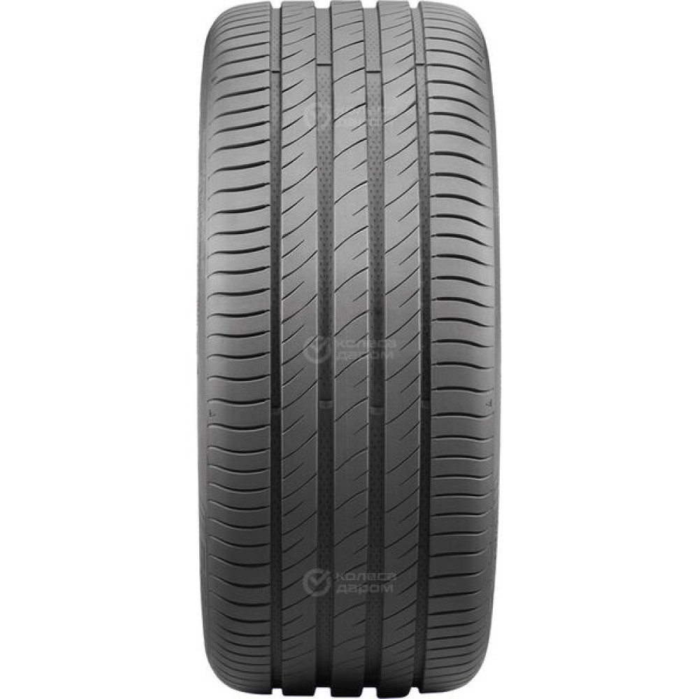 Delinte DS2 215/45 R16 90W
