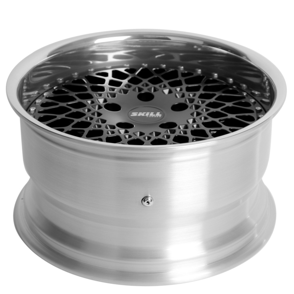 Легковой диск Skill Wheels SK0120 9,5x18 5x130 ET31 71,6 чёрный + полированный обод