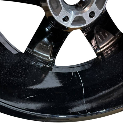 Легковой диск Dezent TH Dark 7,5x17 5x114,3 ET35 71,6 BFP