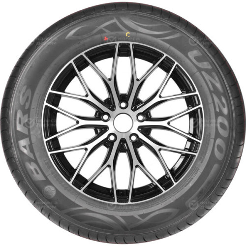 Bars UZ200 215/55 R17 94V