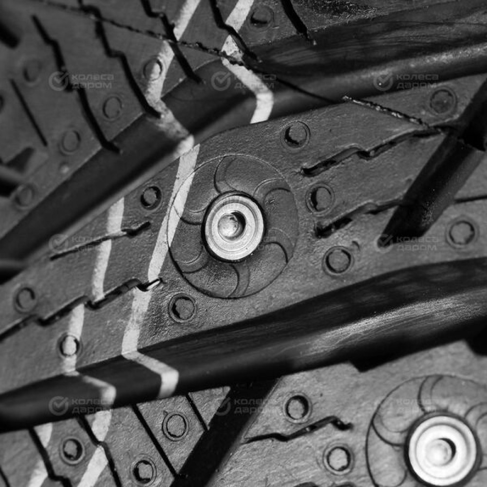 Marshal WINTERCRAFT ICE WI31 215/55 R16 97T