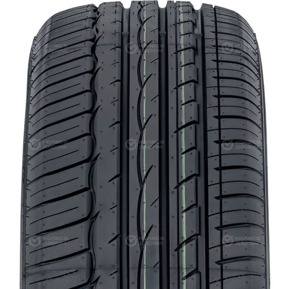 Roadcruza RA710 245/40 R18 97W