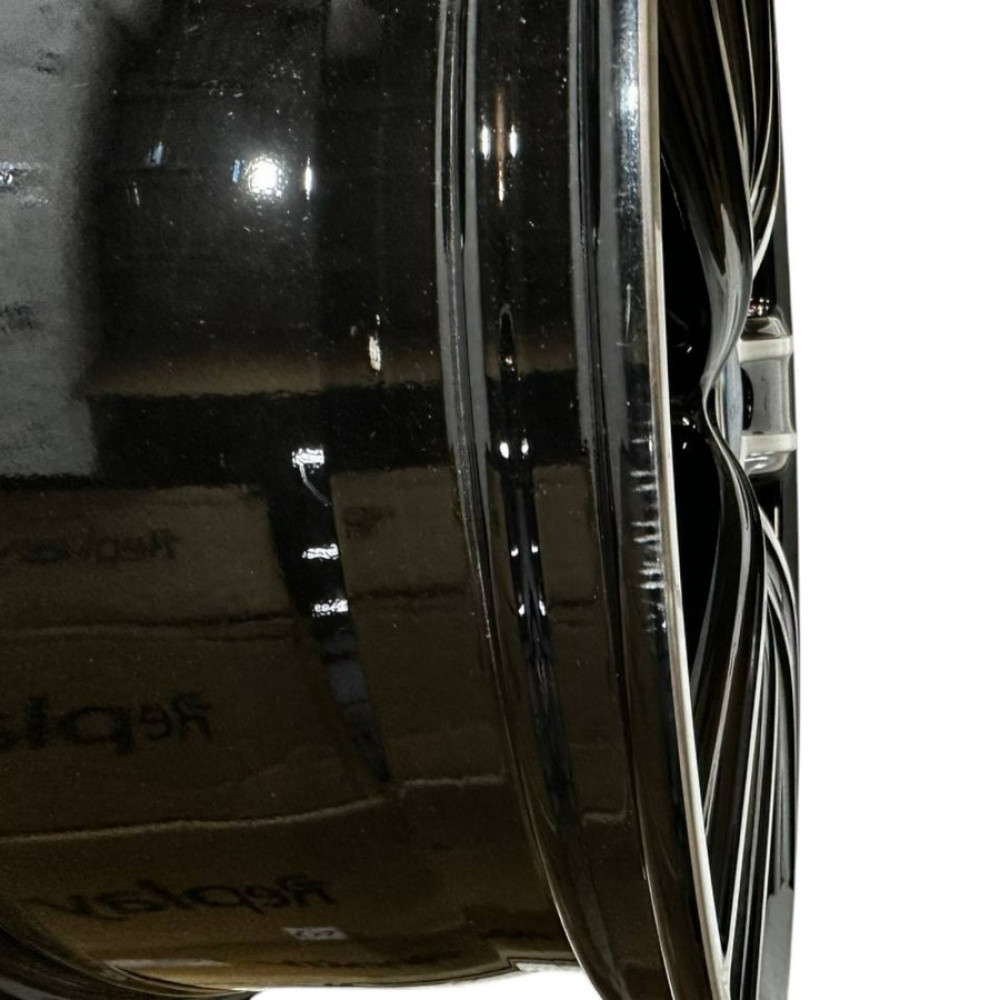 Легковой диск Dezent TH Dark 8,5x19 5x114,3 ET38 71,6 BFP (уценка: дефект ЛКП, после забортовки)