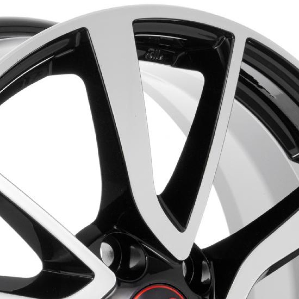 Легковой диск Remain R162 7x17 5x114,3 ET39 60,1 Алмаз черный