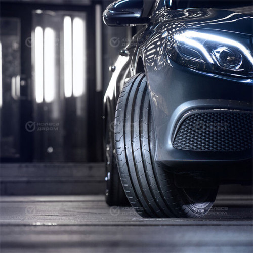 Nokian Tyres Hakka Black 2 275/35 R20 102Y