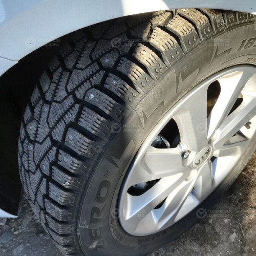 Pirelli Winter Ice Zero 215/65 R16 102T