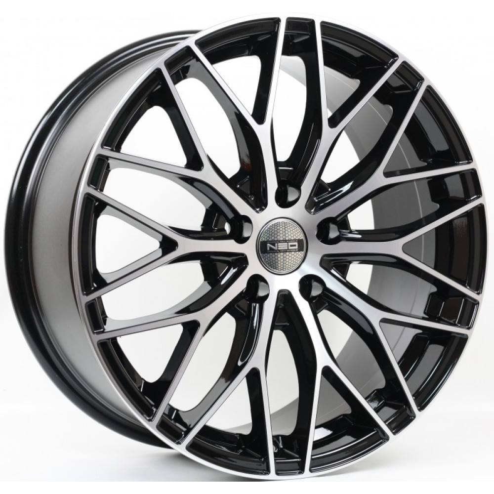 Легковой диск Neo Wheels 840 8x18 5x114,3 ET40 67,1 BMG