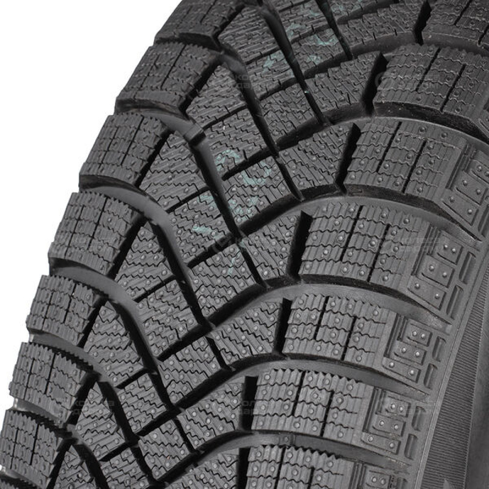 Pirelli Ice Zero Friction 215/50 R17 95H