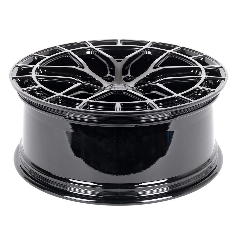 Легковой диск Skill Wheels SV399 9x22 6x139,7 ET19 77,8 чёрный глянцевый + полированные спицы + тёмный лак